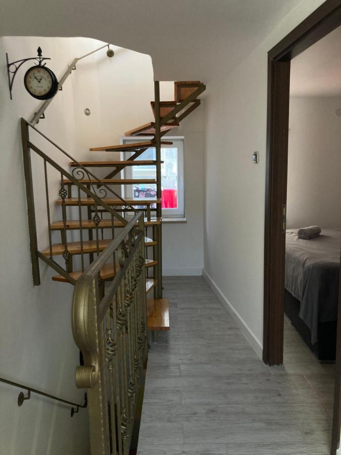 Apartman Sulić Vodnjan Bagian luar foto